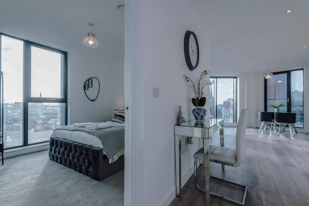 Stunning 2-Bed Premium Apartment - Free Wi-Fi Preston  Exterior photo